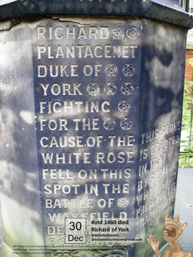 The picture shows a black stone with the inscription "Richard Plantagenet Duke of York fighting for the cause of the White Rose fell on this spot at the Battle of Wakefield".
