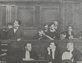 Sholom Schwarzbard speech in the court. Below him, Henri Torres, his attorney. Oct 1927. By Unknown author - Krasnay Niva issue 46 Nov, 13 1927. Magazine published and edited by Anatoly Lunacharsky and Yuri Steklov., Public Domain, https://commons.wikimedia.org/w/index.php?curid=69053349