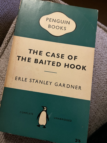 Cover of The Case of the Baited Hook from the Penguin Crime collection.